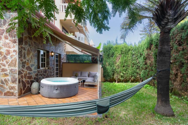 Preciosa Casa Con Jardín Privado - image 17