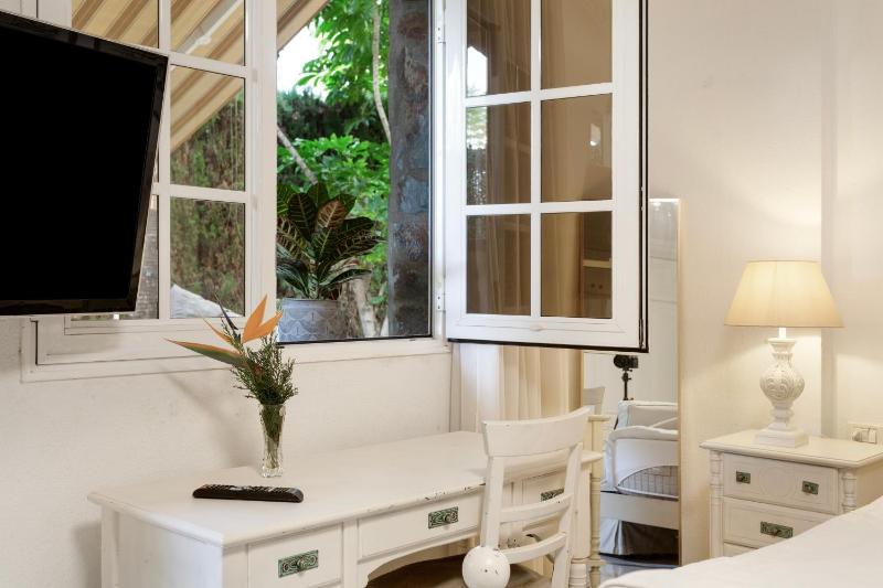 Preciosa Casa Con Jardín Privado - image 7