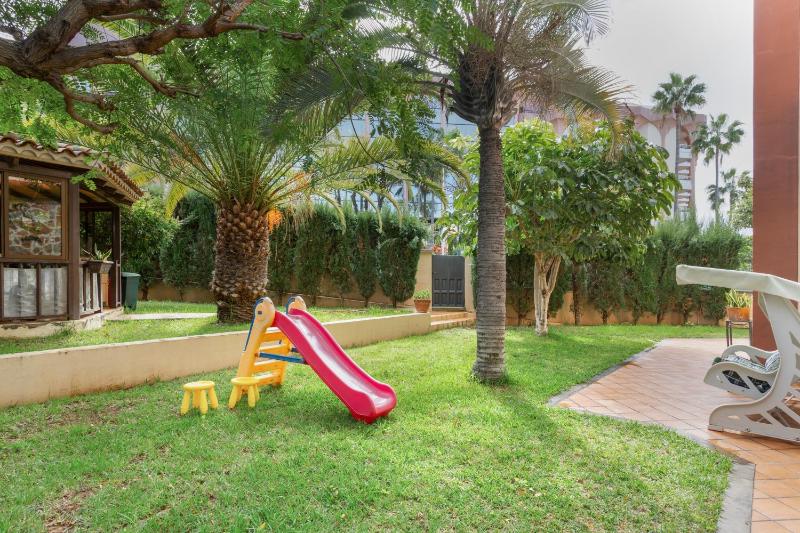 Preciosa Casa Con Jardín Privado - image 11