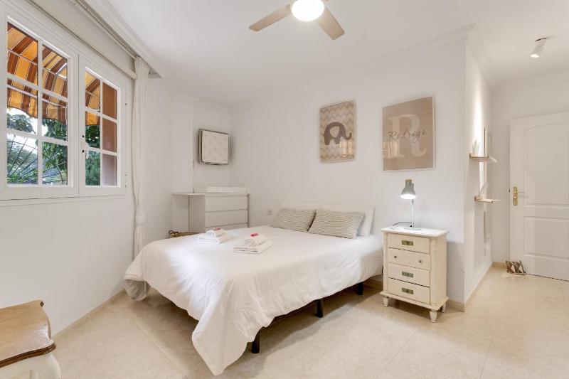 Preciosa Casa Con Jardín Privado - image 34