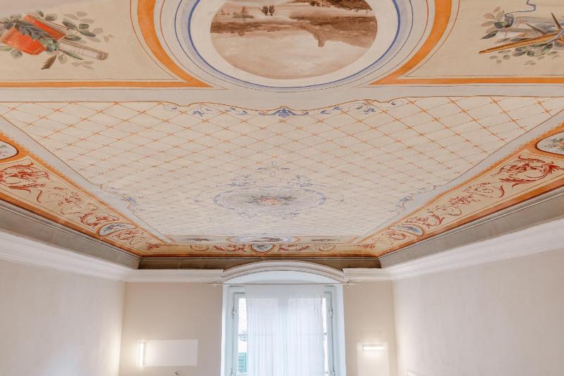 L'affresco in Via Guinigi - image 7