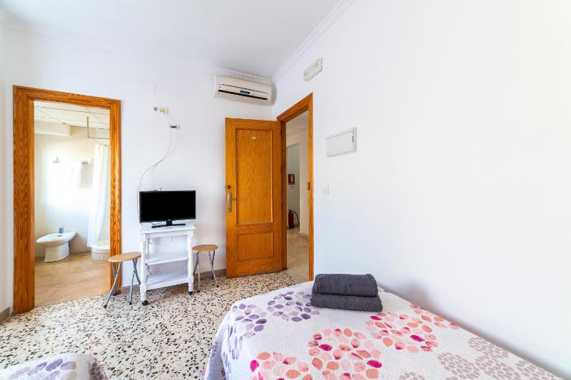 Hostal Moya - image 49