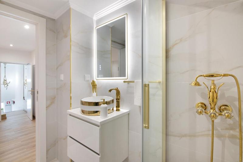 Jungle Flat with Pool T2 Montechoro - image 16