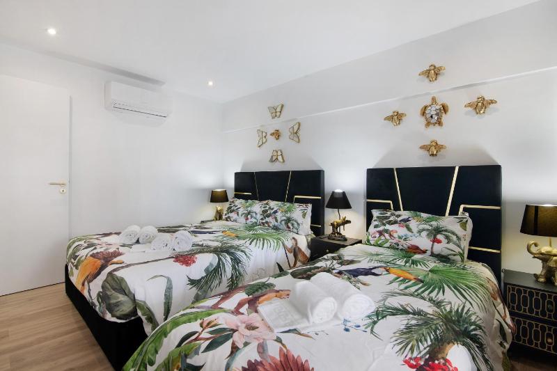 Jungle Flat with Pool T2 Montechoro - image 9