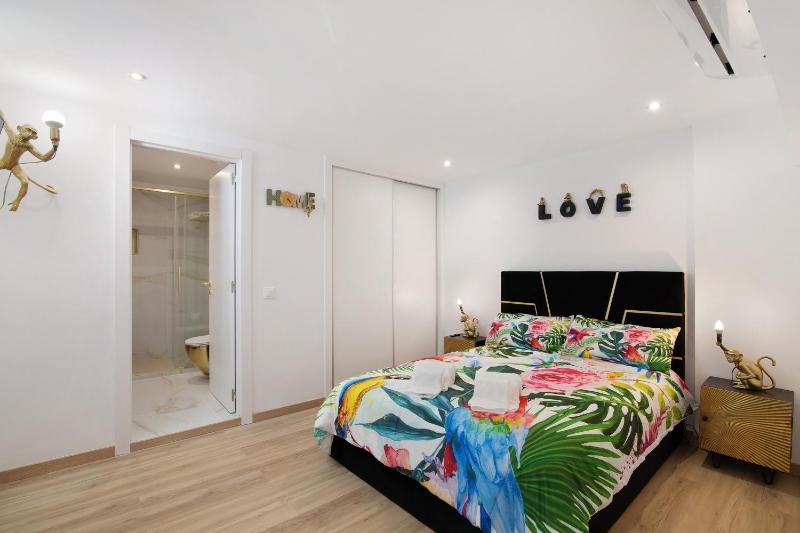 Jungle Flat with Pool T2 Montechoro - image 22