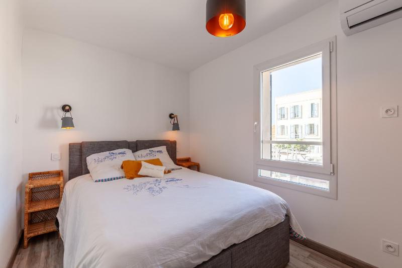 Appartement Lumineux refait à Neuf - image 10