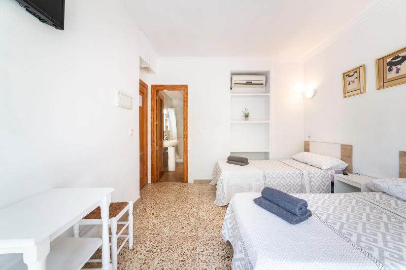 Hostal Moya - image 24