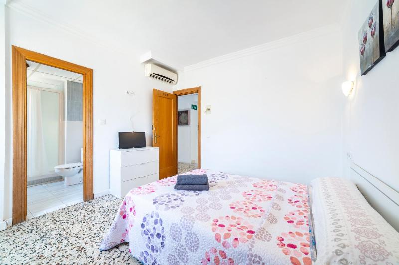 Hostal Moya - image 7
