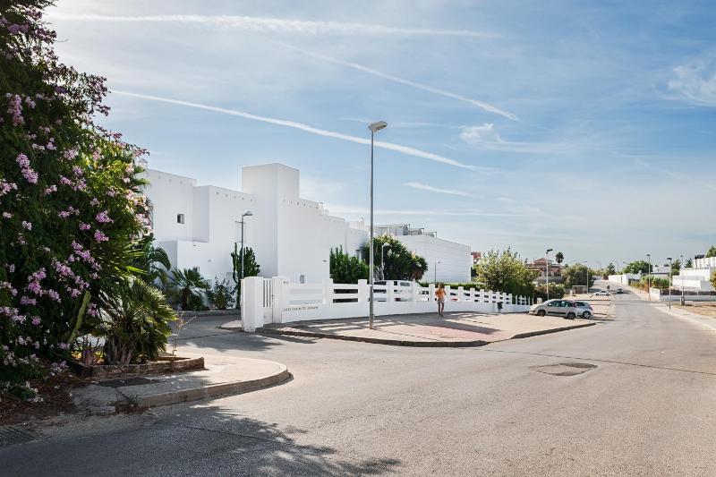 Dúplex tejar D piscinas y familias - image 4