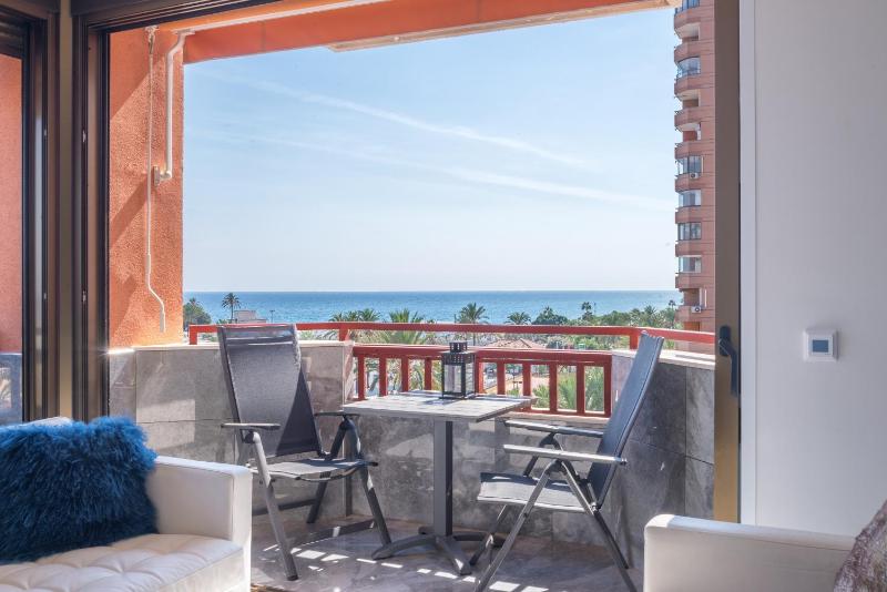 Marina view two bedroom apartment - image 8