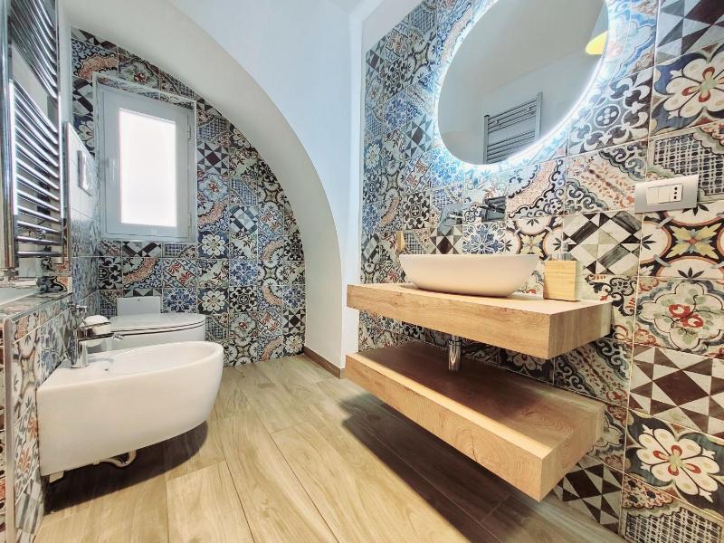 Special House - image 13