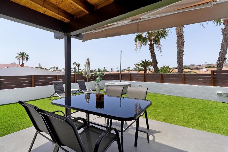 Casa Luna Kingbed and Jacuzzi - image 18
