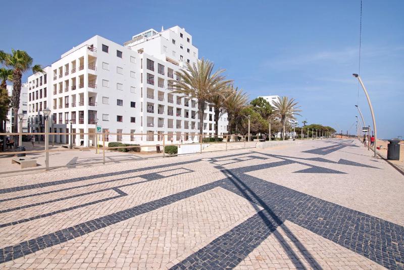 Beachfront Apartment T2 - image 12