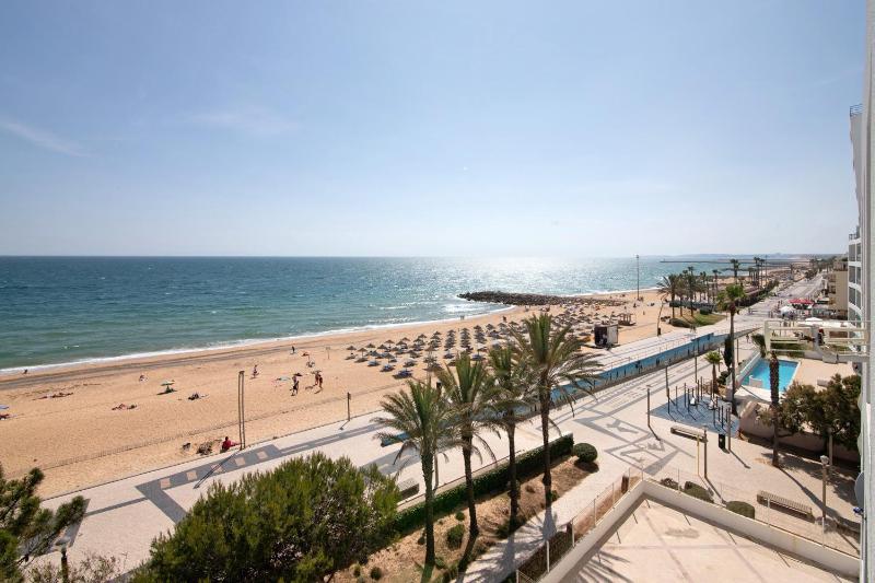Beachfront Apartment T2 - image 14