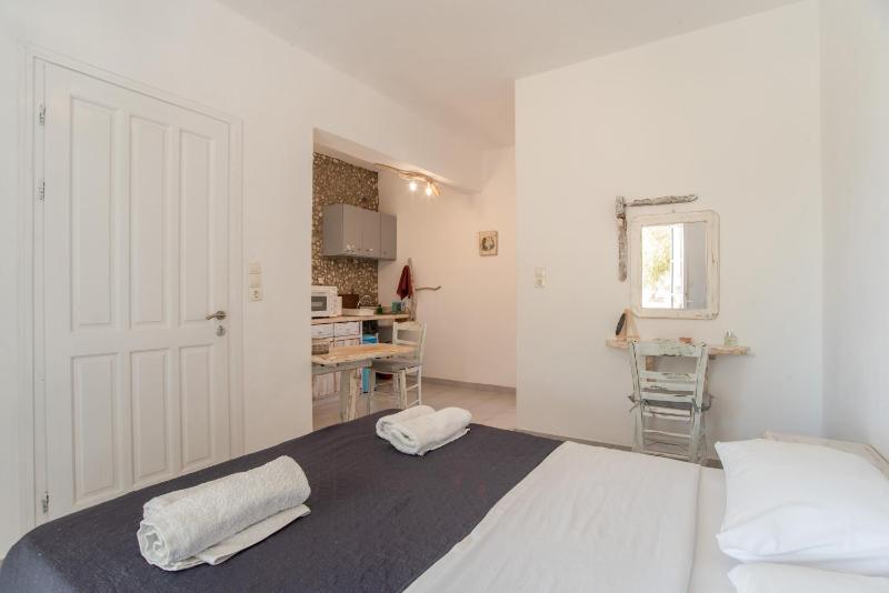 Green Retreats 5 Paros - image 15