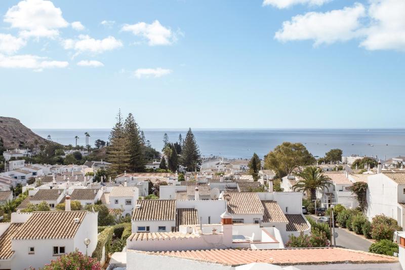 Refúgio Na Praia Da Luz - image 5