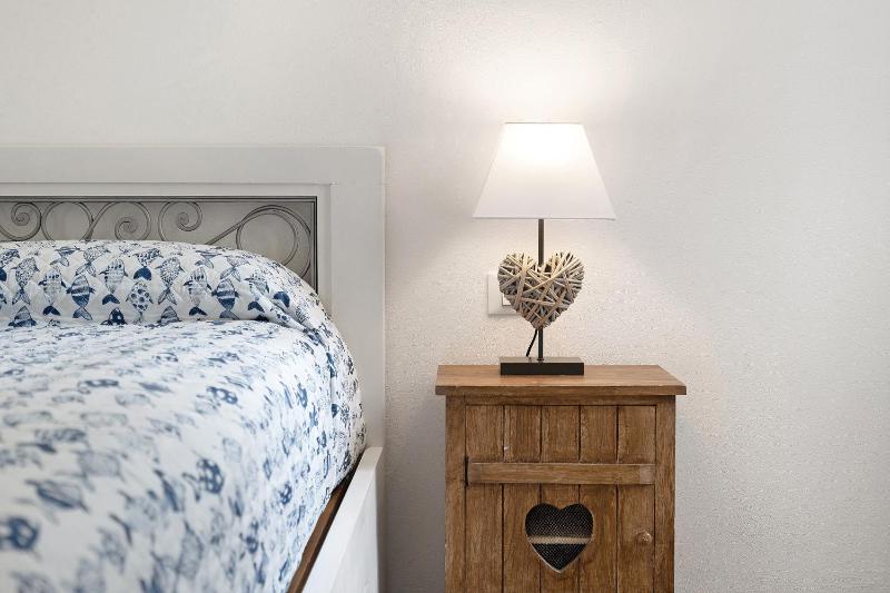 Bedliving Nel Blu - image 30