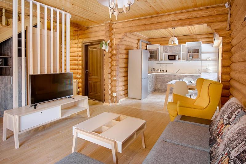 Superior Chalet image 2
