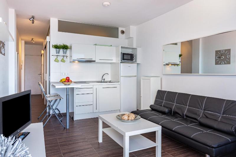 Apartamento en la playa 105 - image 12