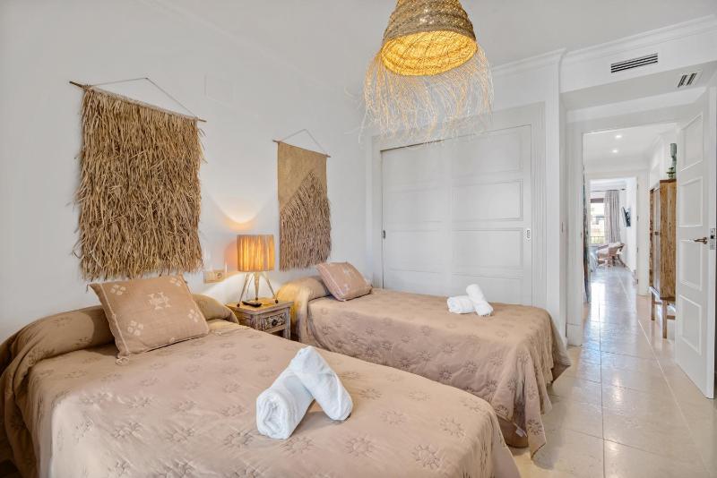 Villa Gadea 7-2 - image 23