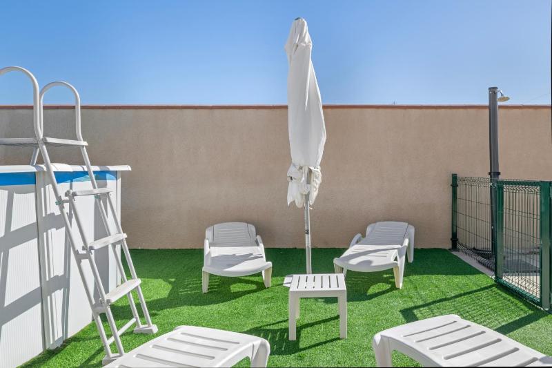 El Descanso - image 2