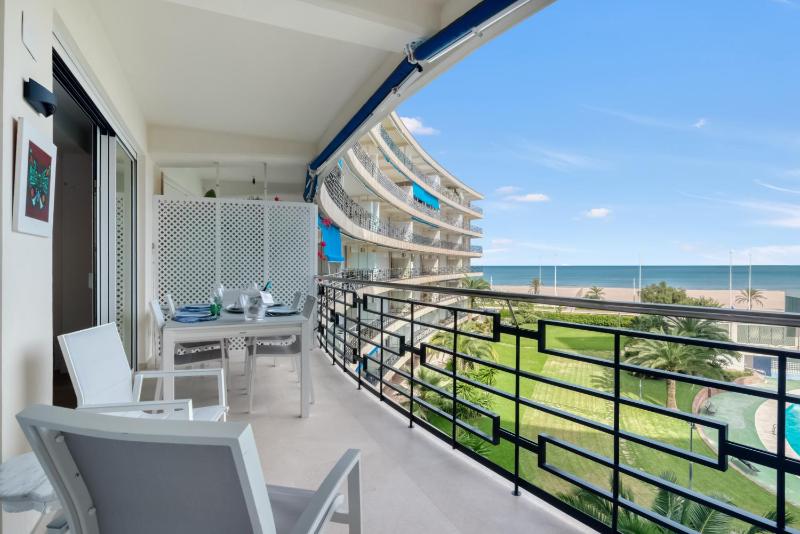 Gandia Tropicana Suite - image 16