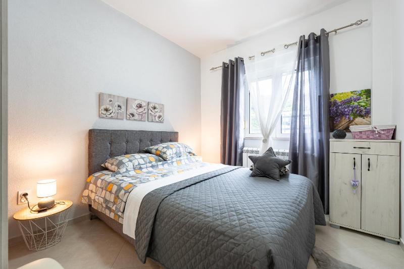 Apartments Gabi&Zdenka Tivat - image 7