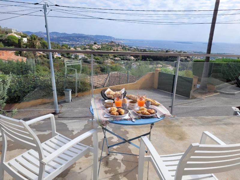 Villa Neuve avec magnifique vue Mer - image 21