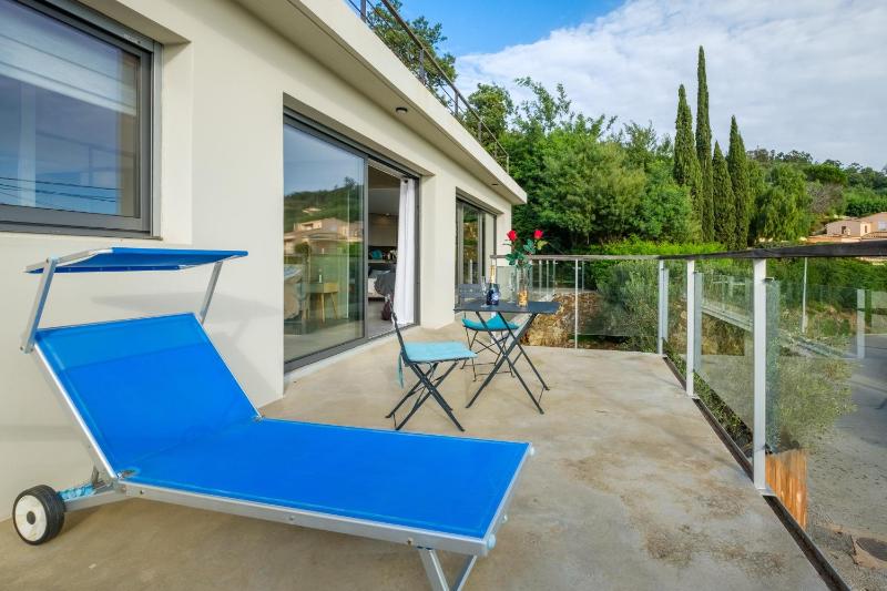 Villa Neuve avec magnifique vue Mer - image 18