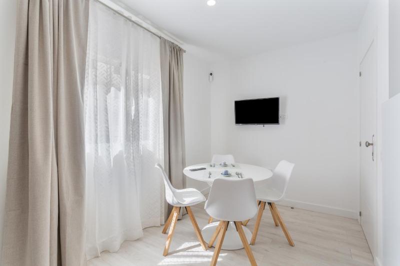 Martianez Luxury Vista - image 33