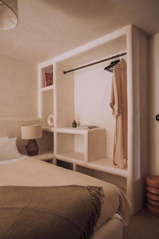 The June Boutique - image 17