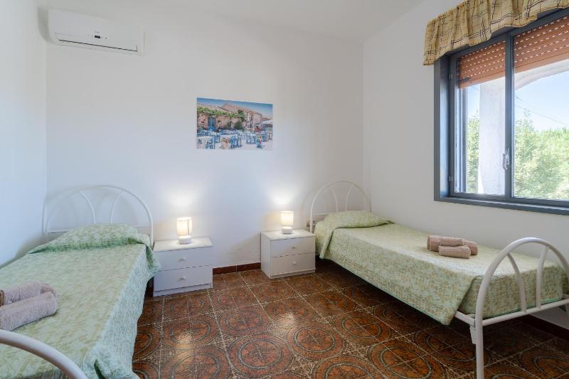 Casa Susanna sulla collina Iblea - image 23
