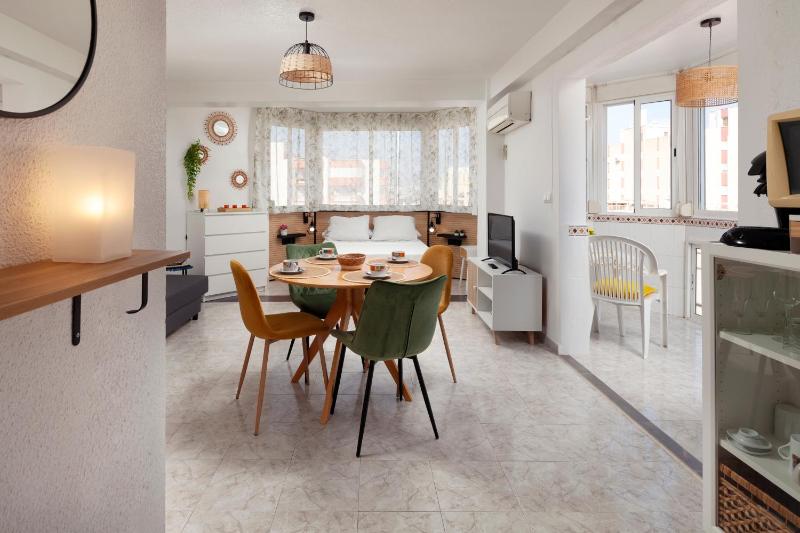 Torre del Mar Studio - image 18