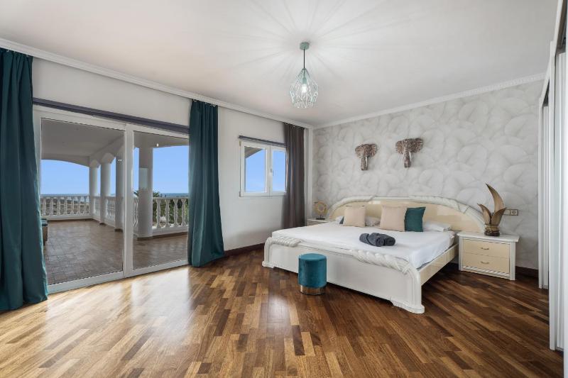 Villa Luxury Vistas al Mar - image 18