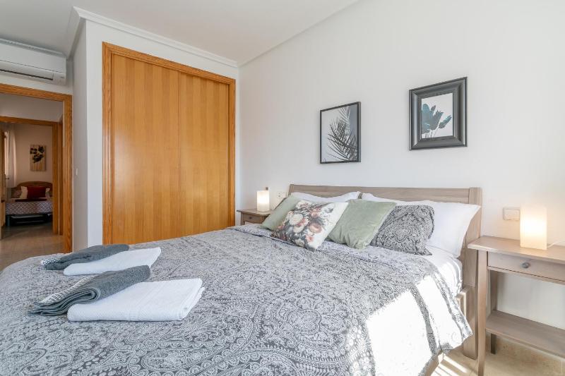 Apartment in Gran Alacant - image 9