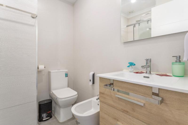 Martianez Luxury Vista - image 19