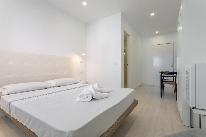 Martianez Luxury Vista - image 29