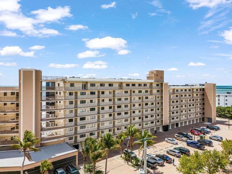 Carlos Pointe #324 - 8350 Estero Blvd - image 20