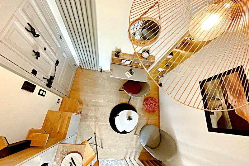 Superb Studio In The Center Of Annecy - image 4