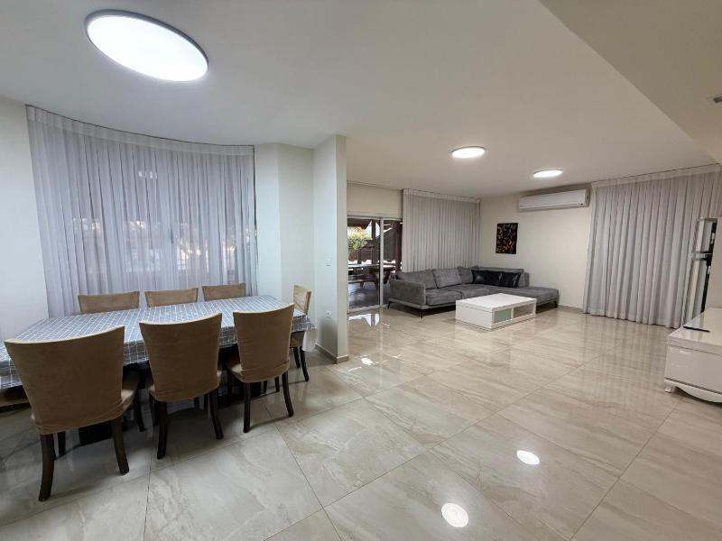 Amazing Villa - image 30