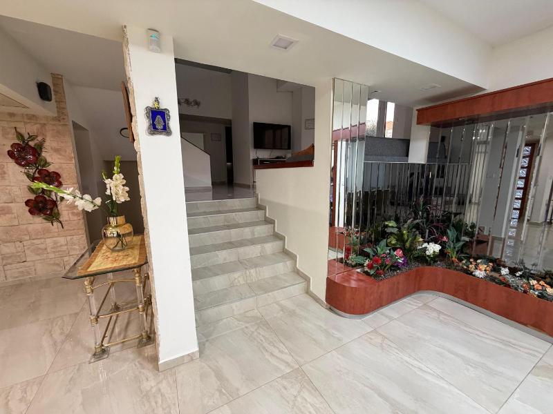 Amazing Villa - image 26