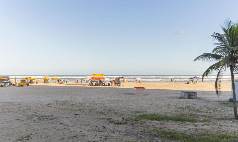 Apto com Garagem poucos passos da Praia Aviacao - image 15
