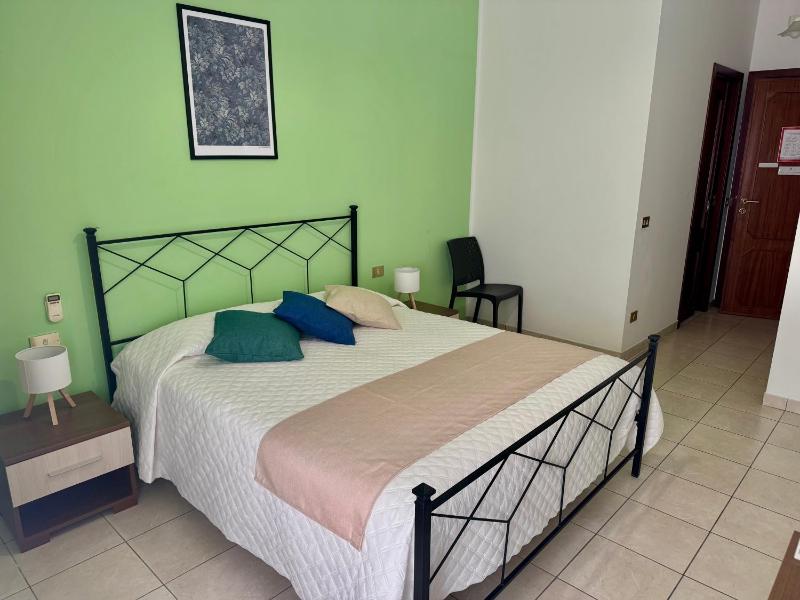 Costa Gaia Rooms - image 13