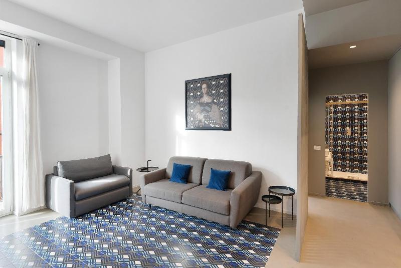 Deluxe Apartments in via Toledo - image 10