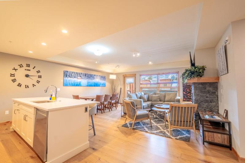 White Spruce Condo by Canadian Rockies Vacation Rentals - image 17