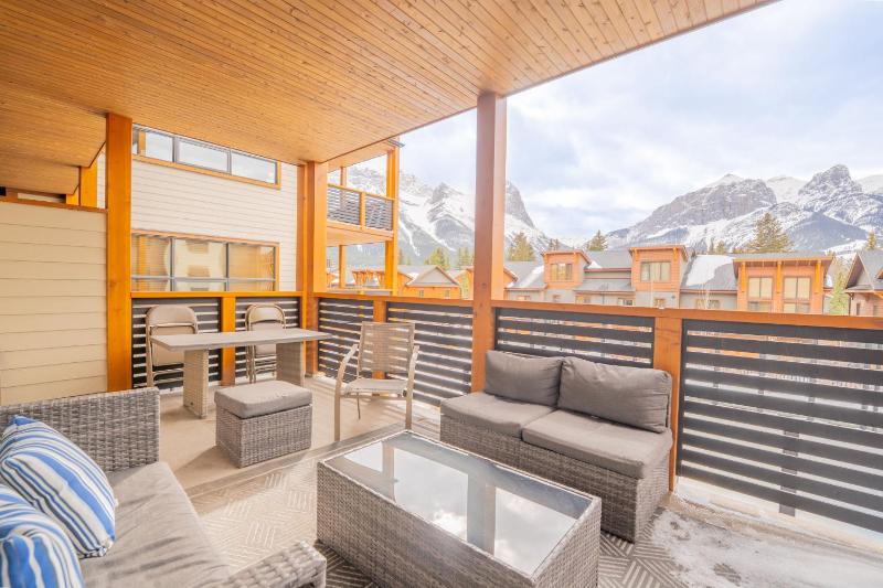 White Spruce Condo by Canadian Rockies Vacation Rentals - image 34