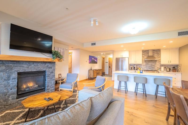 White Spruce Condo by Canadian Rockies Vacation Rentals - image 9