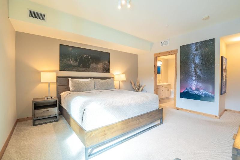 White Spruce Condo by Canadian Rockies Vacation Rentals - image 20