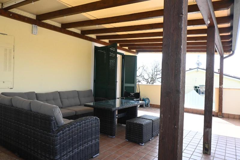 N309 - Numana trilocale soppalcato con terrazza - image 3