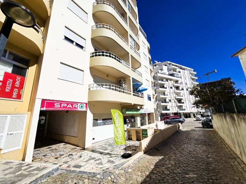 Apartment Praia da Rocha Walk to Beach Safira V - image 3